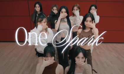 3D视频 – TWICE “ONE SPARK” 3D VR 971MB
