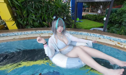 vr眼镜电影下载 swimsuit