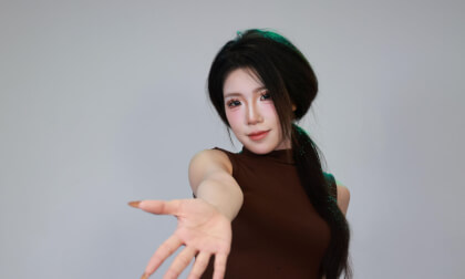 免费VR – Xiaoyuan 紧身裙 妖娆舞 免费VR眼镜视频